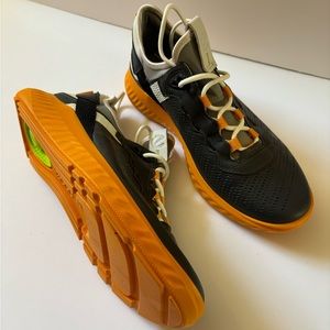 Ecco St 1 Lite Size 39 Or M US 5-5.5 Multicolor Magnet Grey Orange